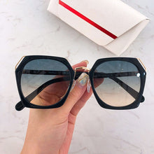 Load image into Gallery viewer, Oversize Irregular square reflective  Sunglasses