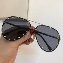 Load image into Gallery viewer, 2019 Fashion Female Rivet Shades
