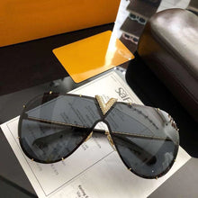 Load image into Gallery viewer, Fashion Aviation Diamond Frame Sunglasses