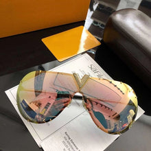 Load image into Gallery viewer, Fashion Aviation Diamond Frame Sunglasses