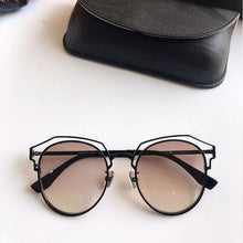 Load image into Gallery viewer, Retro Double frame Sunglasses Woman