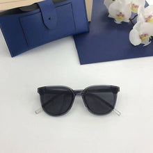 Load image into Gallery viewer, Fashion Luxury Vintage Ladies Cat Eye