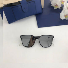 Load image into Gallery viewer, Fashion Luxury Vintage Ladies Cat Eye