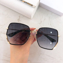 Load image into Gallery viewer, Irregular Metal frame Sunglasses Women